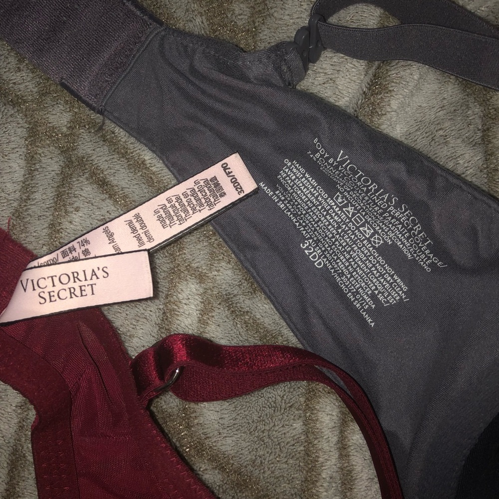 VS lightly lined bra🌹 and a Body By Victoria bra - Picture 8 of 8